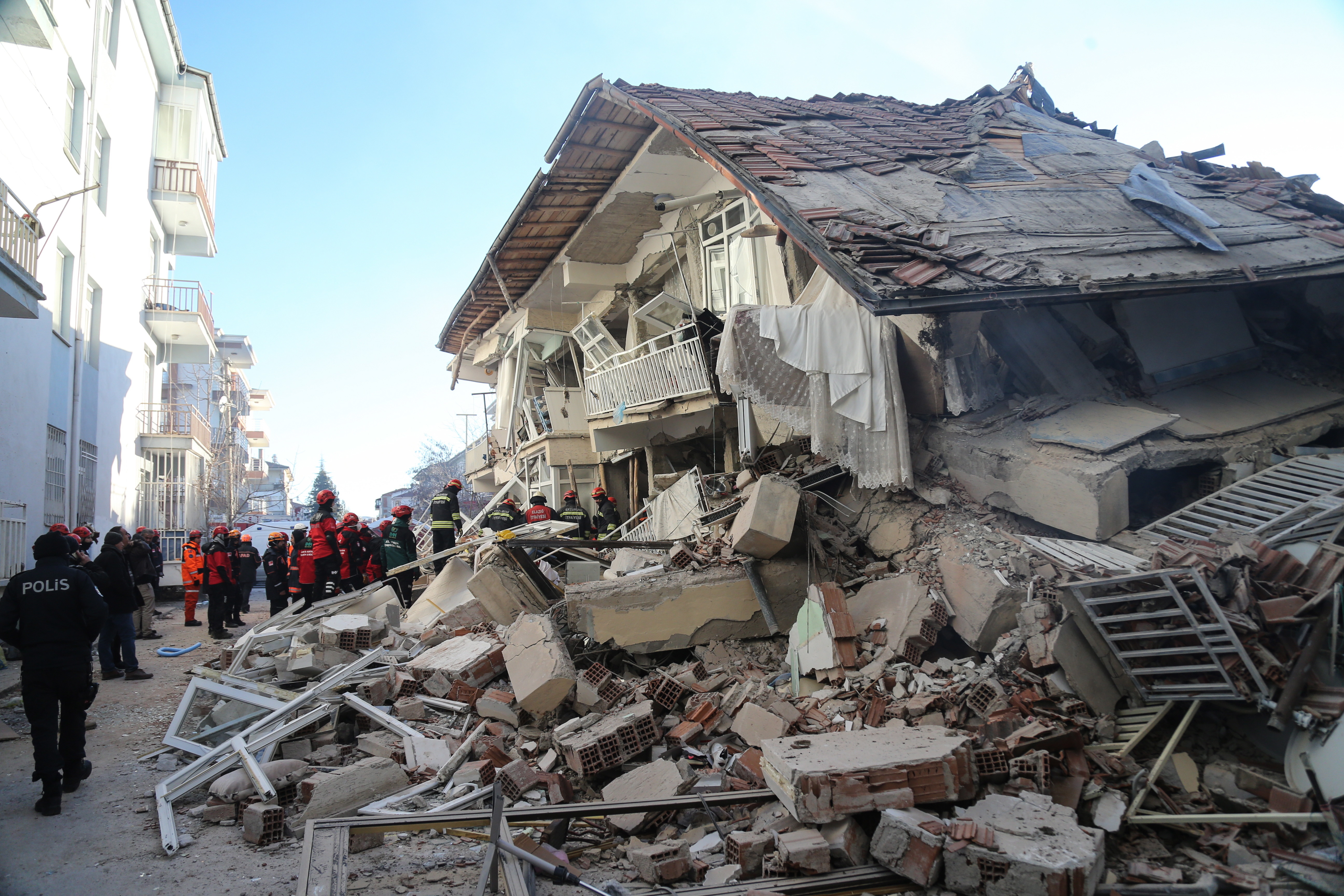 Cutremur cu magnitudinea 4 în zona Vrancea