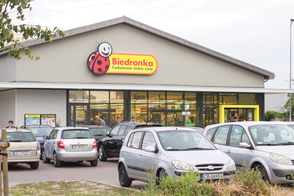 Biedronka, cel mai mare retailer alimentar din Polonia, plănuiește să intre în România