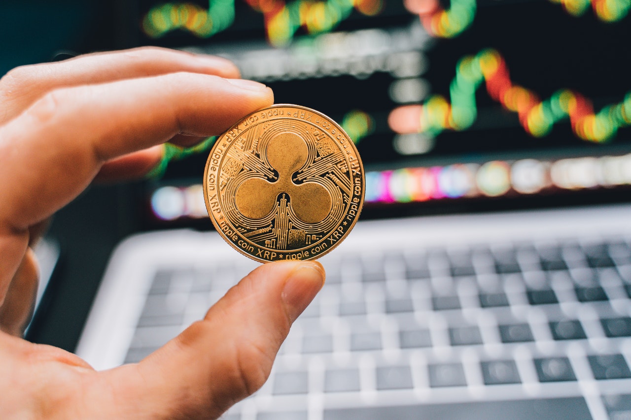 Top zece motive pentru a investi în bitcoin