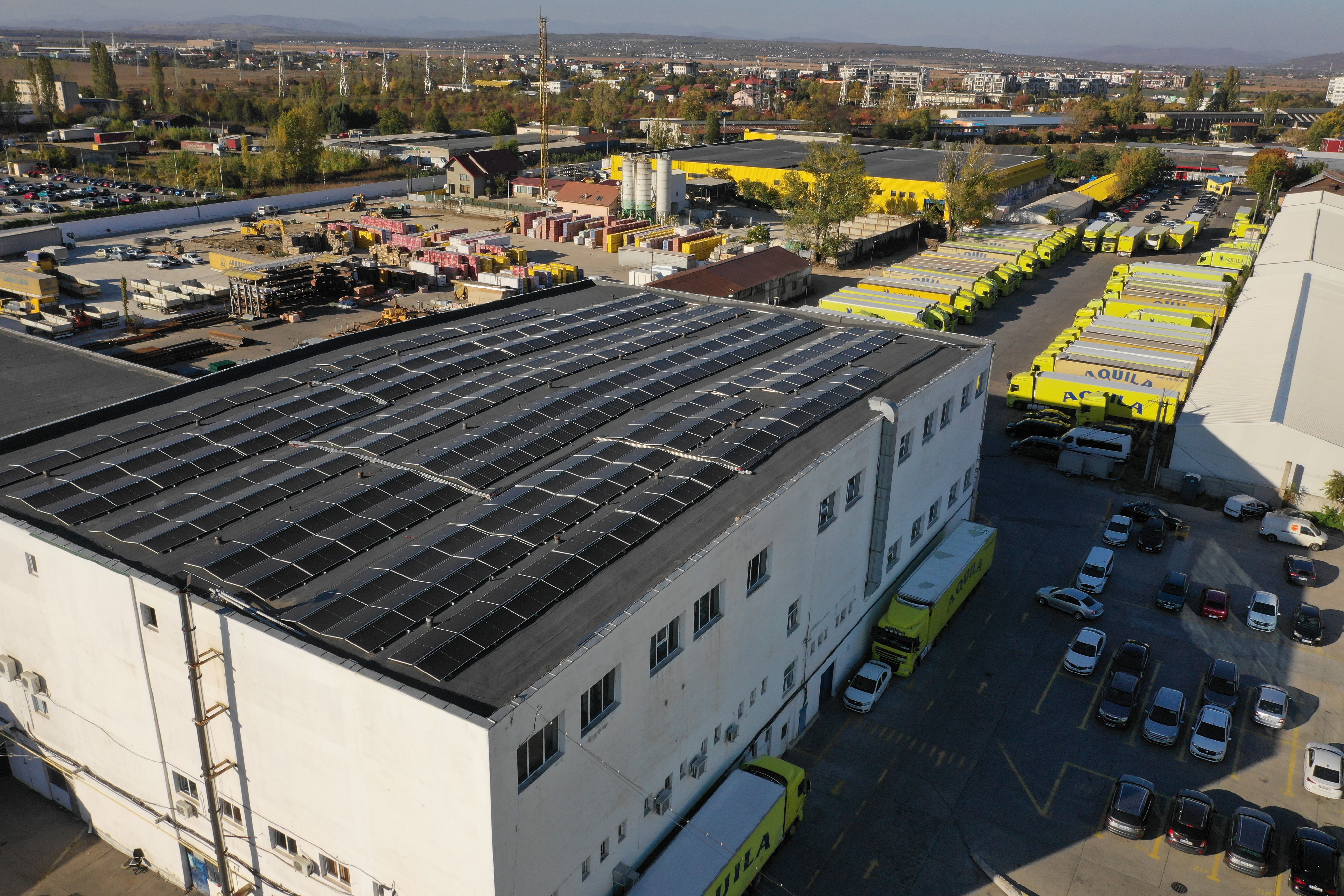 Aquila, investiții de peste 220.000 Euro în fotovoltaice. Compania vrea să cumpere cât mai puțină energie din piață