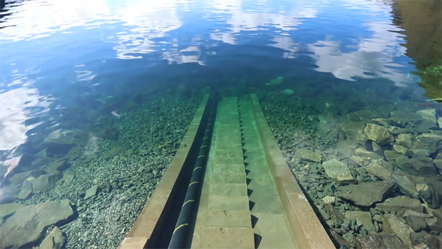 Cum arată cel mai mare cablu electric submarin din lume. România ar vrea să construiască unul chiar mai lung