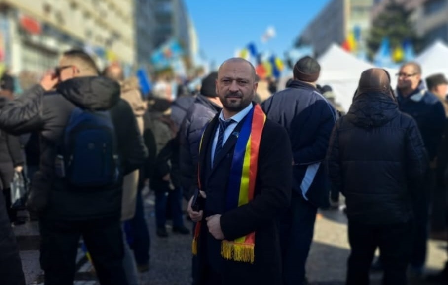 Ce mai fac partidele istorice ale României? PNȚCD, partidul fondat de Corneliu Coposu, joacă mai nou cartea suveranistă