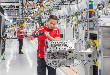 Porsche a investit 80 mil. euro intr-o unitate de productie pentru motoare V8