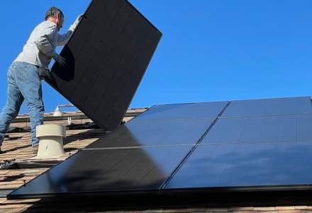 Cele mai comune greșeli pe care le fac cei care-și pun panouri solare. Albert Soare, Kilowat: Devii un risc și pentru tine, și pentru vecini