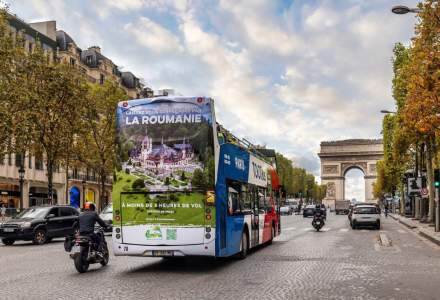 Cât a costat campania de promovare a României pe autobuzele din Paris. Oficialii speră să fie văzută de 15 milioane de oameni