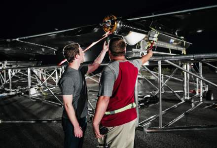 Facebook isi ia zborul: primul test al dronei solare care va transmite Internet