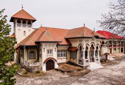 GALERIE FOTO | Unul dintre cele mai frumoase conace din România, scos la vânzare pentru 2 milioane de euro