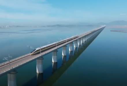 VIDEO | China a inaugurat linia pe care trenurile „zboară” cu 350km/h peste ape