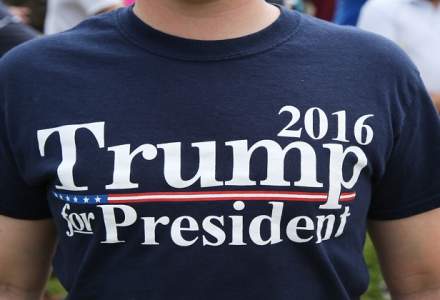 Alegeri prezidentiale in SUA: Donald Trump conduce in sondaje cu un avans de 3% in confruntarea cu Hillary Clinton