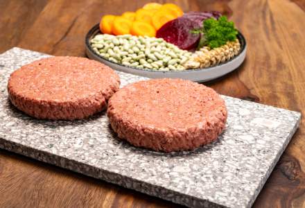 Senatul adoptă legea cărnii care va duce la interzicerea comercializării de carne sintetică