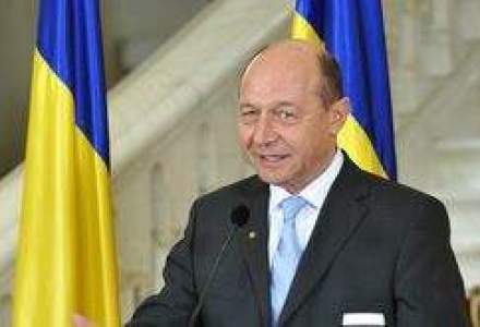 Basescu vrea o discutie despre termenul aderarii la moneda euro