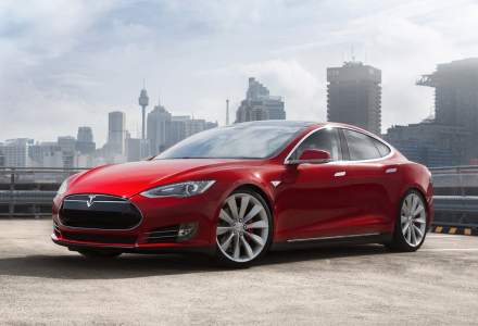 Tesla a devenit a doua cea mai rapida masina din lume