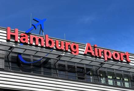 Situație incredibilă pe aeroportul din Hamburg: a fost închis din cauza unei „situații cu ostatici”