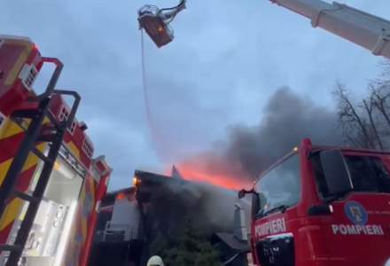 Incendiu la Taverna Racilor din Snagov. Focul a cuprins mansarda restaurantului