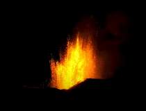 VIDEO: Un vulcan din Islanda...