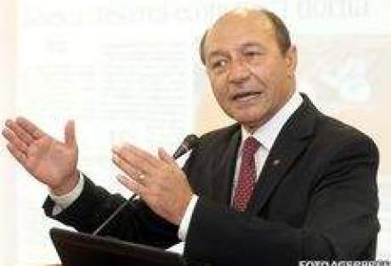 Un ochi plange, altul rade: Mediul de afaceri vs. optimistul Basescu