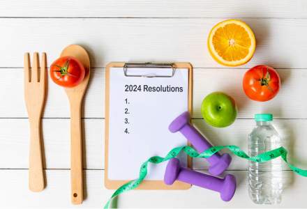 Rezoluții 2024 pentru o viață sănătoasă: 5 obiceiuri ca să trăiești nu doar mai mult, ci și mai bine