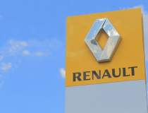 Renault recheama in service...
