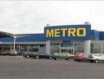 Metro si Credit Europe Bank,...