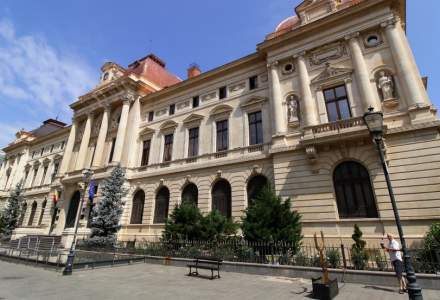 Isărescu joacă prudent: Banca Națională a decis să mențină dobânda cheie la nivelul de 7%