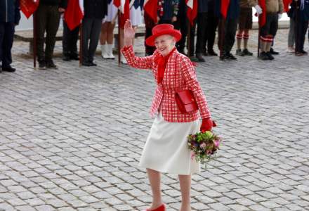VIDEO | Moment istoric în Danemarca. Regina Margrethe a II-a, cel mai longeviv monarh al țării, i-a încredinţat tronul prinţului moştenitor, Frederik al X-lea