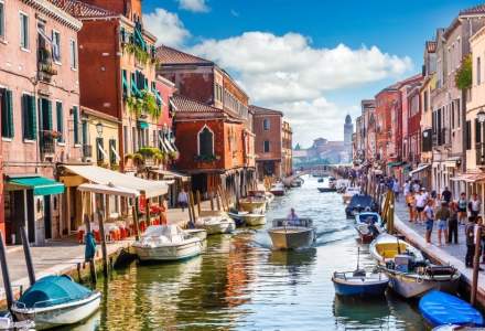 Val nou de taxe care se adaugă pe umerii turiștilor care vizitează Veneția. Ce spun autoritățile locale