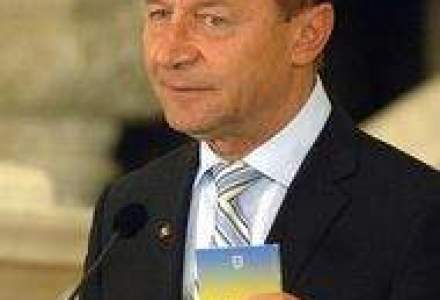 Basescu vrea disciplina: Deficitul bugetar, limitat prin Constitutie