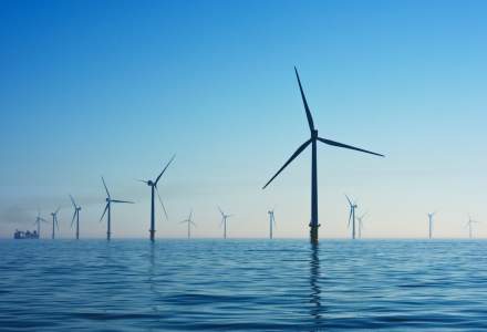Rețelele de energie nu fac față dezvoltării eolienelor offshore. Doar în Europa ar fi nevoie de încă 54.000 de kilometri