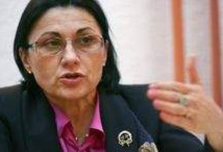 Ecaterina Andronescu, acuzata de conflict de interese. Vezi cum se apara senatorul PSD