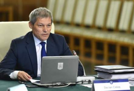 Guvernul Ciolos la un an de mandat - 10 ministri schimbati, reforme incepute, dar si masuri contestate