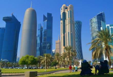 Vizita in Doha, Qatar: un oras "proaspat" ridicat intre nisip si nori unde benzina costa 1,6 lei si berea 50 lei