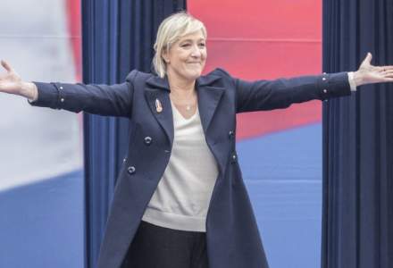 Franta: Voturile au inceput in primul tur al primarelor de dreapta si de centru. Castigatorul merge in turul doi cu Marine Le Pen