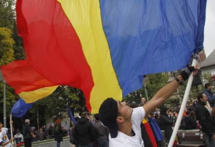 Moldovenii din Chisinau si din diaspora protesteaza fata de rezultatul alegerilor prezidentiale castigate de Igor Dodon