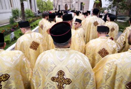 Patriarhia susține că nu există taxă de înmormântare în România: ”Este contribuție benevolă”