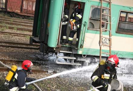 Teroare in Bulgaria: cel putin patru morti si 25 de raniti dupa ce un tren cu propan a deraiat in nord-estul tarii