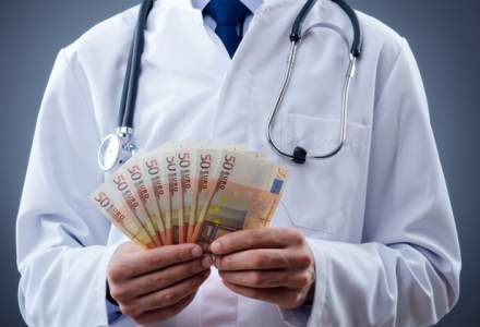 Chirurgul Gheorghe Burnei ar fi cerut intre 1.000 de lei si 1.000 de euro pentru o operatie