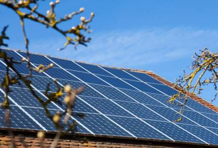 E.ON: Aproximativ 500.000 de gospodării din România vor avea fotovoltaice până în 2029