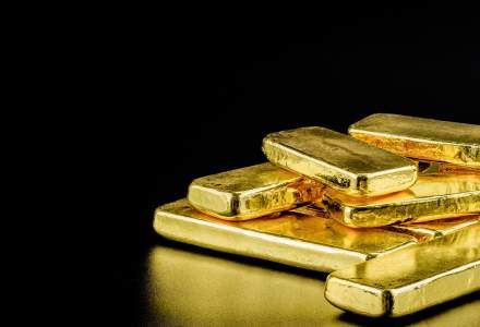 Aurul continuă să se scumpească. Leul se apreciază față de euro și dolar