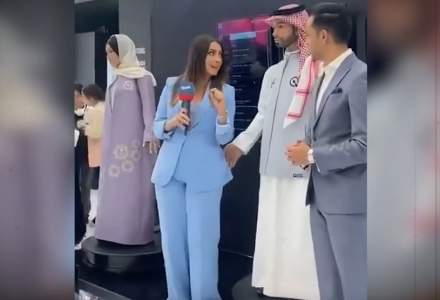 [VIDEO] Primul robot ”bărbat” din Arabia Saudită s-a... ”defectat” în prezența unei jurnaliste