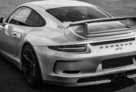Porsche le oferă angajaților un bonus de 10.000 de dolari datorită rezultatelor solide din 2023