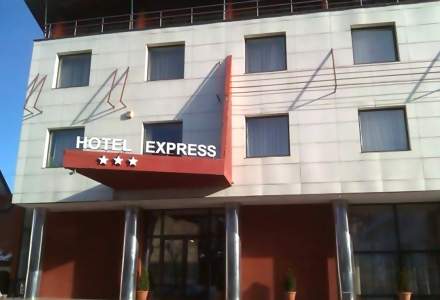 CFR Marfă a scos la vânzare hotelul Express din Predeal pentru 15 milioane lei