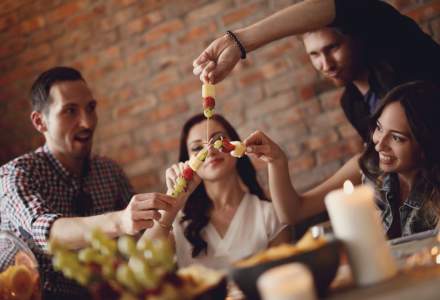 8 sfaturi să organizezi o petrecere de neuitat la tine acasă