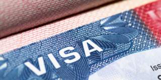 Guvern: România, tot mai aproape de îndeplinirea criteriilor tehnice pentru admiterea în programul Visa Waiver