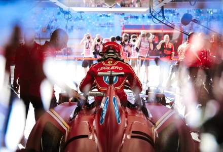 Formula 1 scoasă la imprimantă: HP devine partener principal al Scuderiei Ferrari