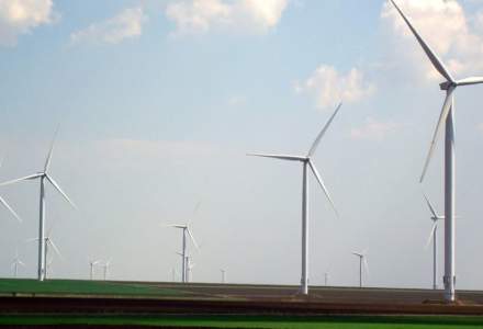 Tranzacție de aproape 90 milioane euro în energie: Grupul Premier Energy cumpără un parc eolian