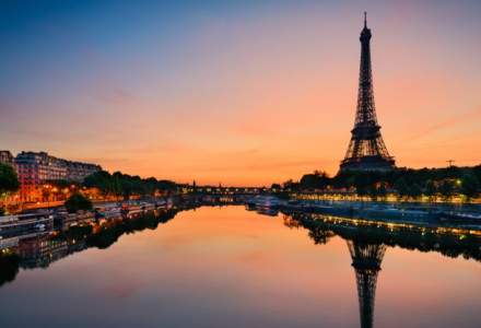 Parisul va construi o bariera anti-atentate in jurul Turnului Eiffel