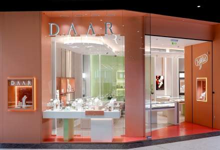 GALERIE FOTO: Cum arată magazinele DAAR, noul brand de bijuterii lansat de Teilor
