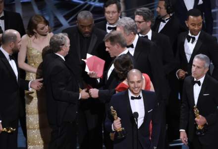 Radiografia unui fiasco: Moonlight castiga cel mai bun film la Premiile Oscar 2017, dupa ce La La Land fusese declarat triumfator. Gafa uriasa sau strategie?