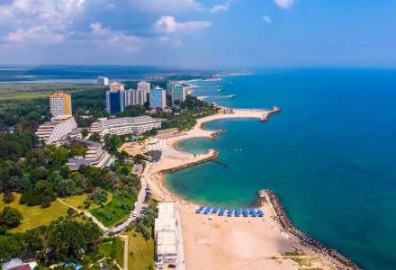 Turiștii se înghesuie să-și rezerve vacanța pe litoralul românesc, chiar dacă prețurile au crescut cu până la 15%
