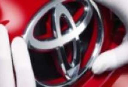 Omniasig vinde clientilor Toyota asigurari personalizate